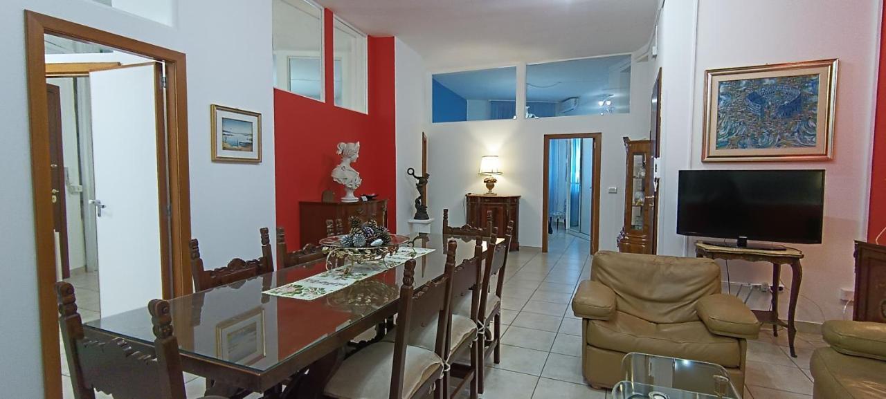 Amanda'S Apartment Таранто Екстериор снимка