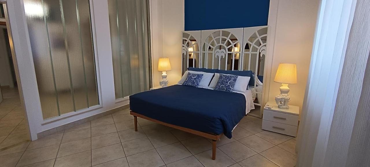 Amanda'S Apartment Таранто Екстериор снимка