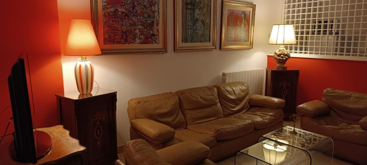 Amanda'S Apartment Таранто Екстериор снимка