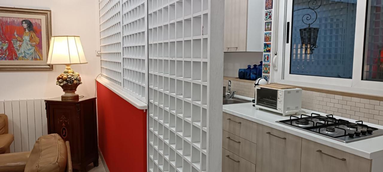 Amanda'S Apartment Таранто Екстериор снимка