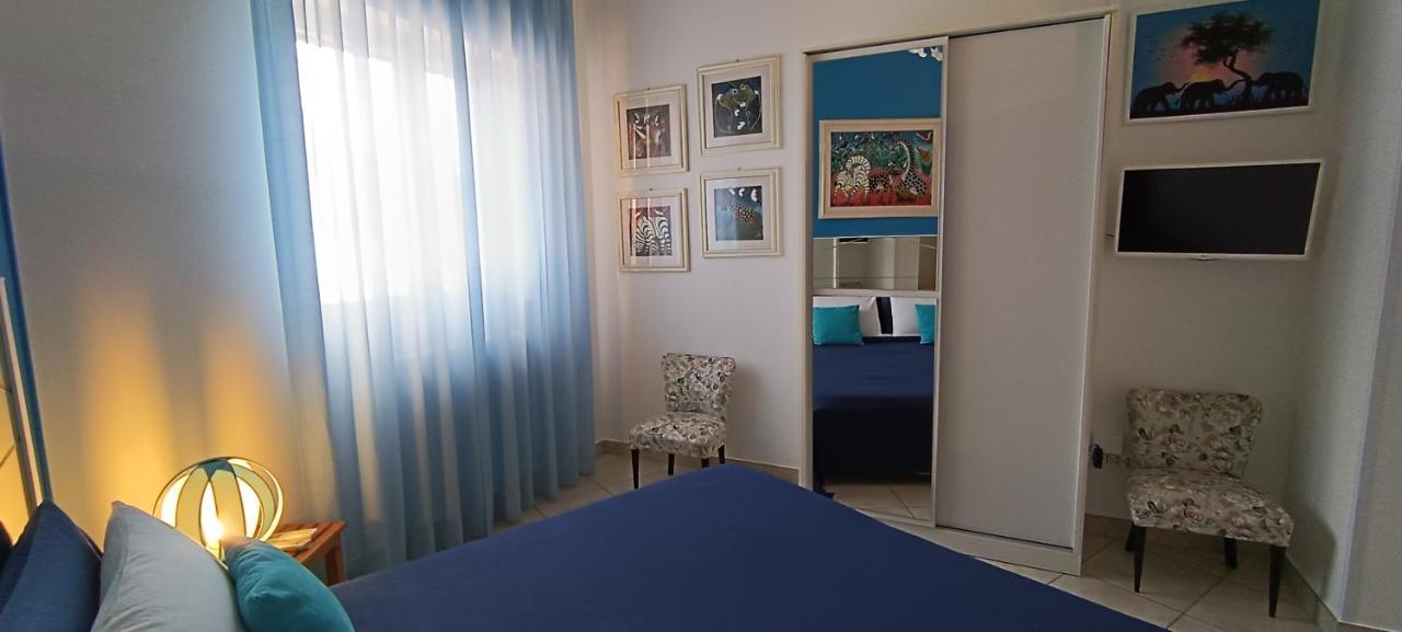 Amanda'S Apartment Таранто Екстериор снимка