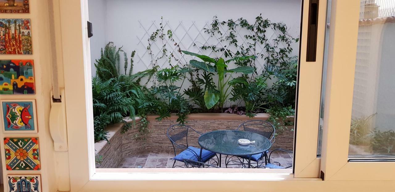 Amanda'S Apartment Таранто Екстериор снимка